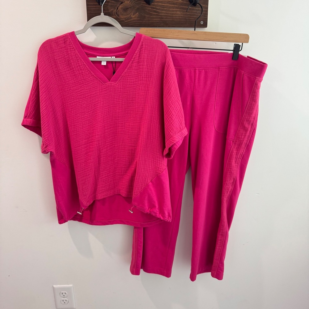 Chico's Hot Pink Two-Piece Knit Top & Pants Set